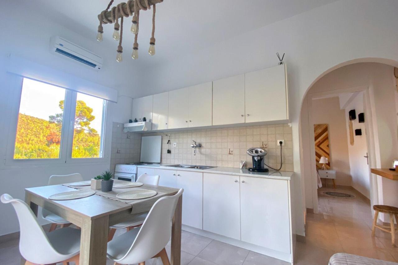 Summer Feel Suites Poros Town Eksteriør billede