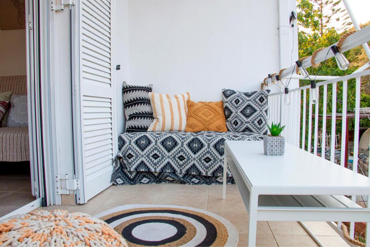 Summer Feel Suites Poros Town Eksteriør billede