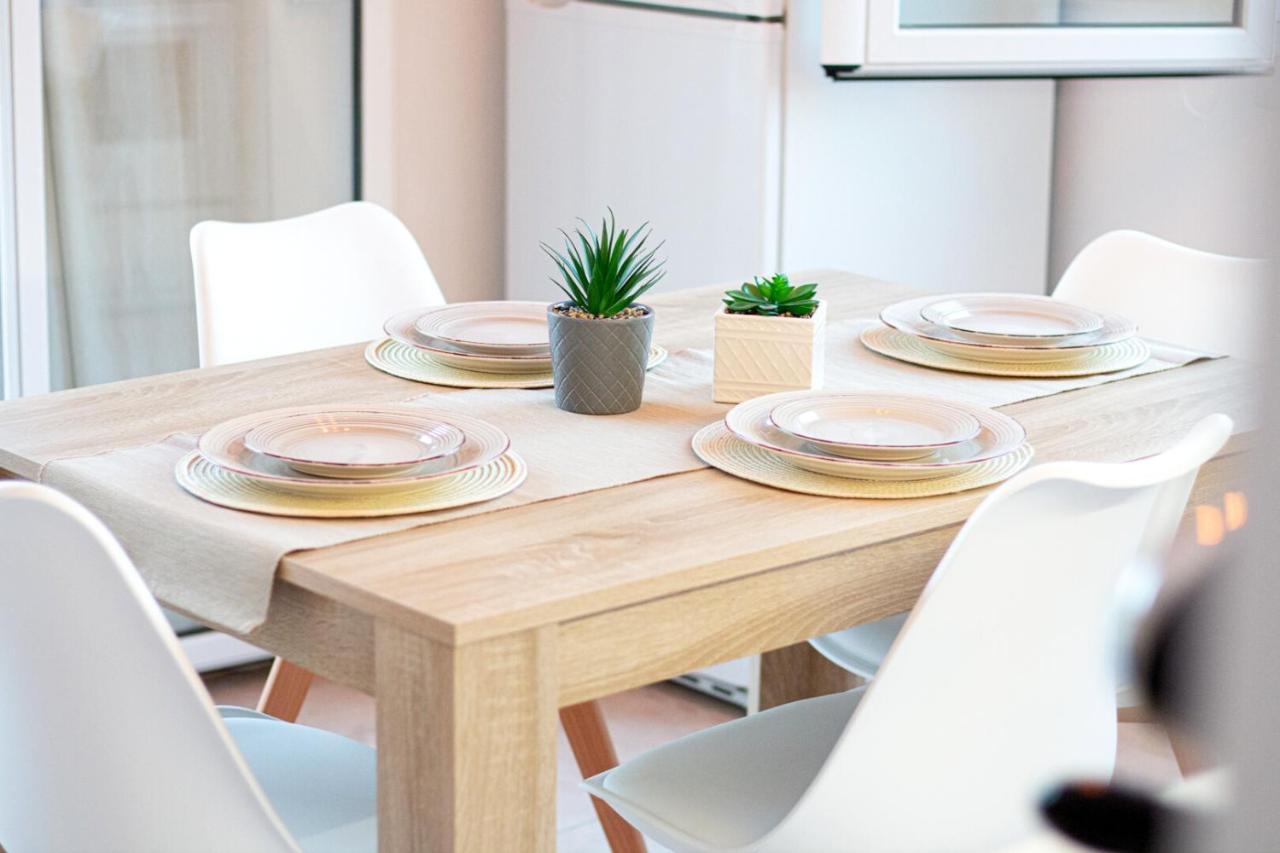 Summer Feel Suites Poros Town Eksteriør billede